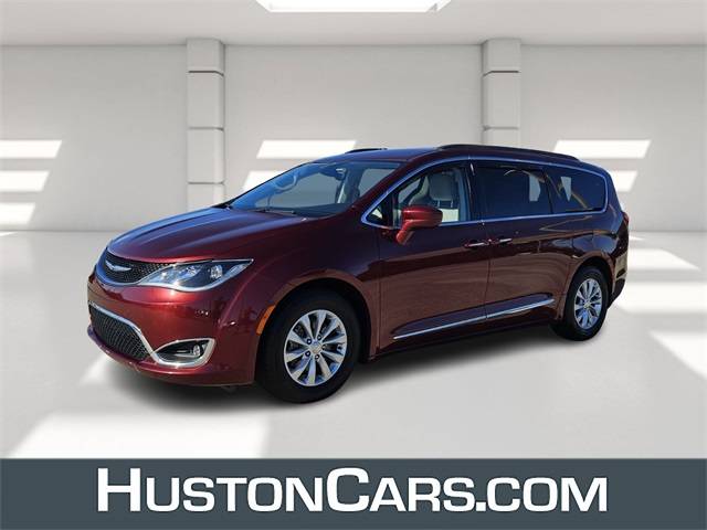 2017 Chrysler Pacifica Touring L — Minivan — 53,437 mi — Avon Park, FL
