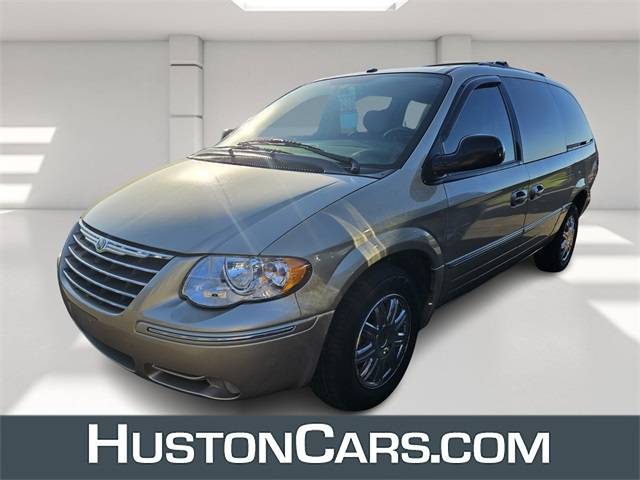 2007 Chrysler Town & Country Limited — Minivan — 75,959 mi — Avon Park, FL