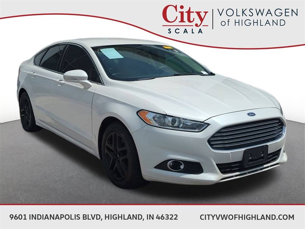 2016 Ford Fusion SE — Sedan — 123,216 mi — Highland, IN