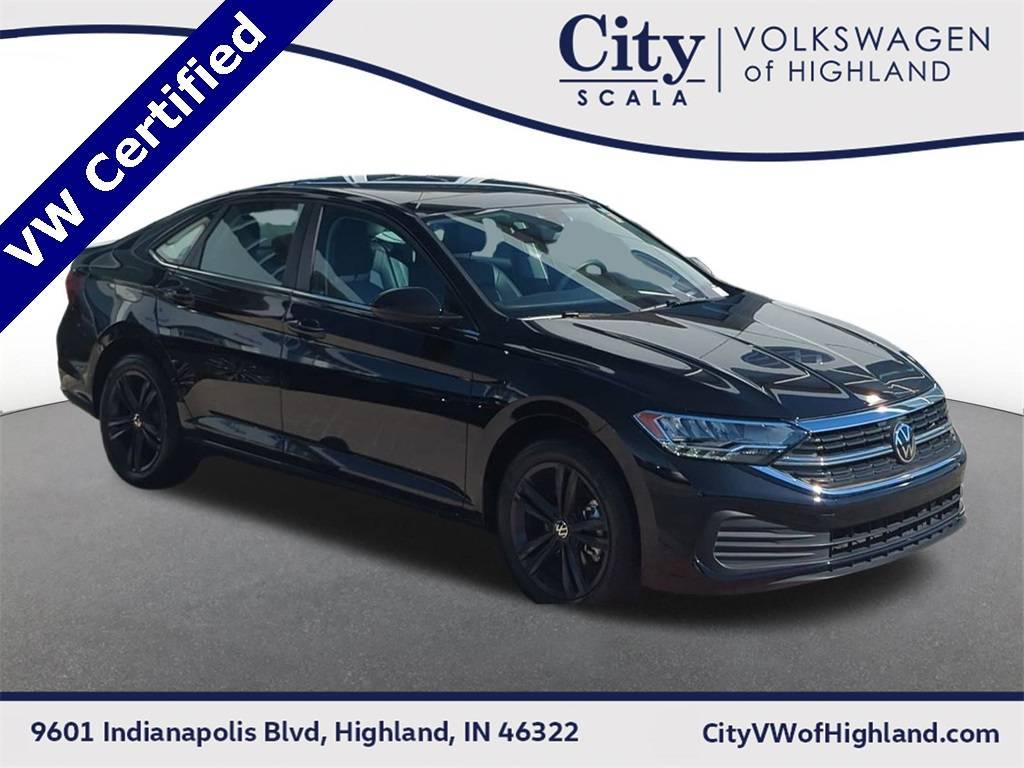 2024 Volkswagen Jetta SE — Sedan — 11,017 mi — Highland, IN