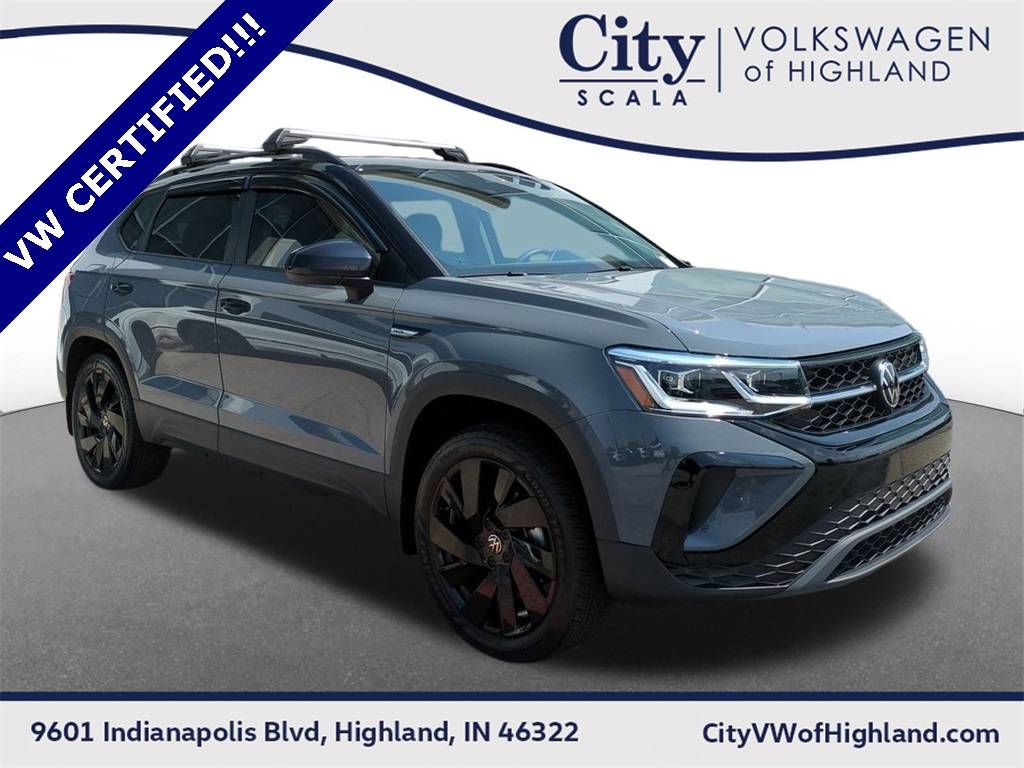 2024 Volkswagen Taos SE Black — SUV — 476 mi — Highland, IN