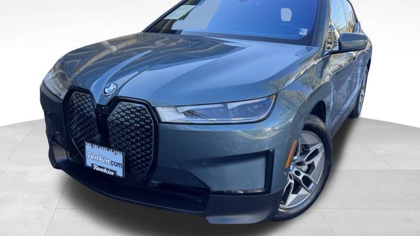 2022 BMW iX xDrive50 — SUV — 12,027 mi — Portland, OR