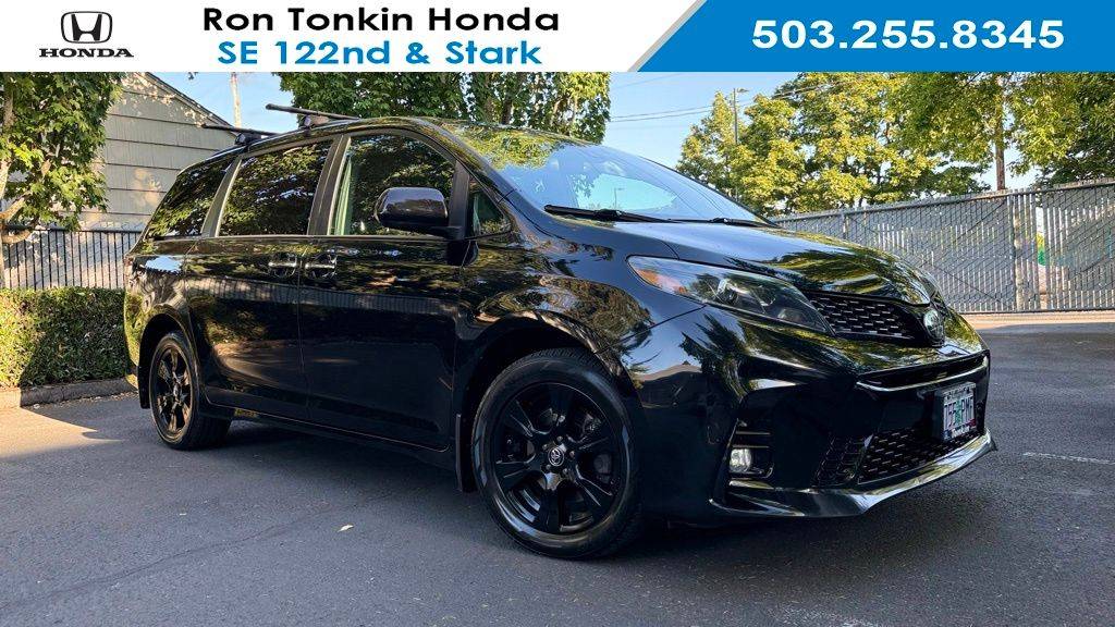 2020 Toyota Sienna SE — Minivan — 73,603 mi — Portland, OR
