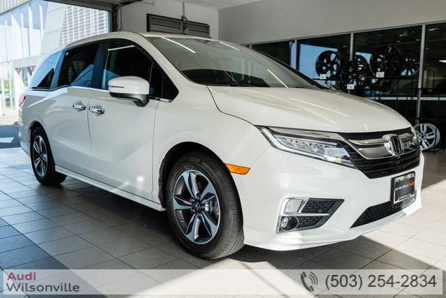 2018 Honda Odyssey Touring — Minivan — 40,441 mi — Wilsonville, OR