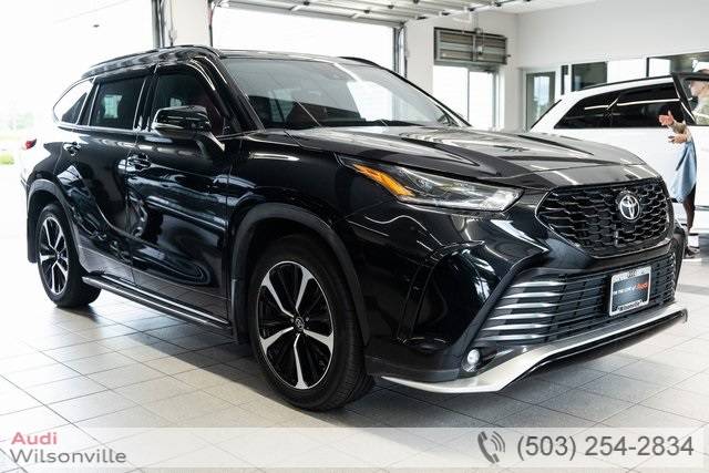 2022 Toyota Highlander XSE — SUV — 31,615 mi — Wilsonville, OR