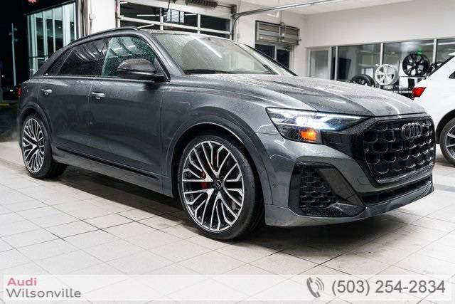 2025 Audi SQ8 4.0T quattro Premium Plus