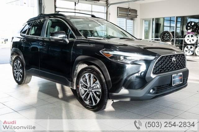 2023 Toyota Corolla Cross XLE — SUV — 27,434 mi — Wilsonville, OR