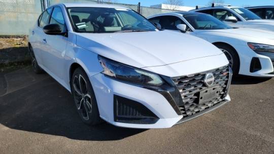 2023 Nissan Altima SR — Sedan — 10,386 mi — Wilsonville, OR