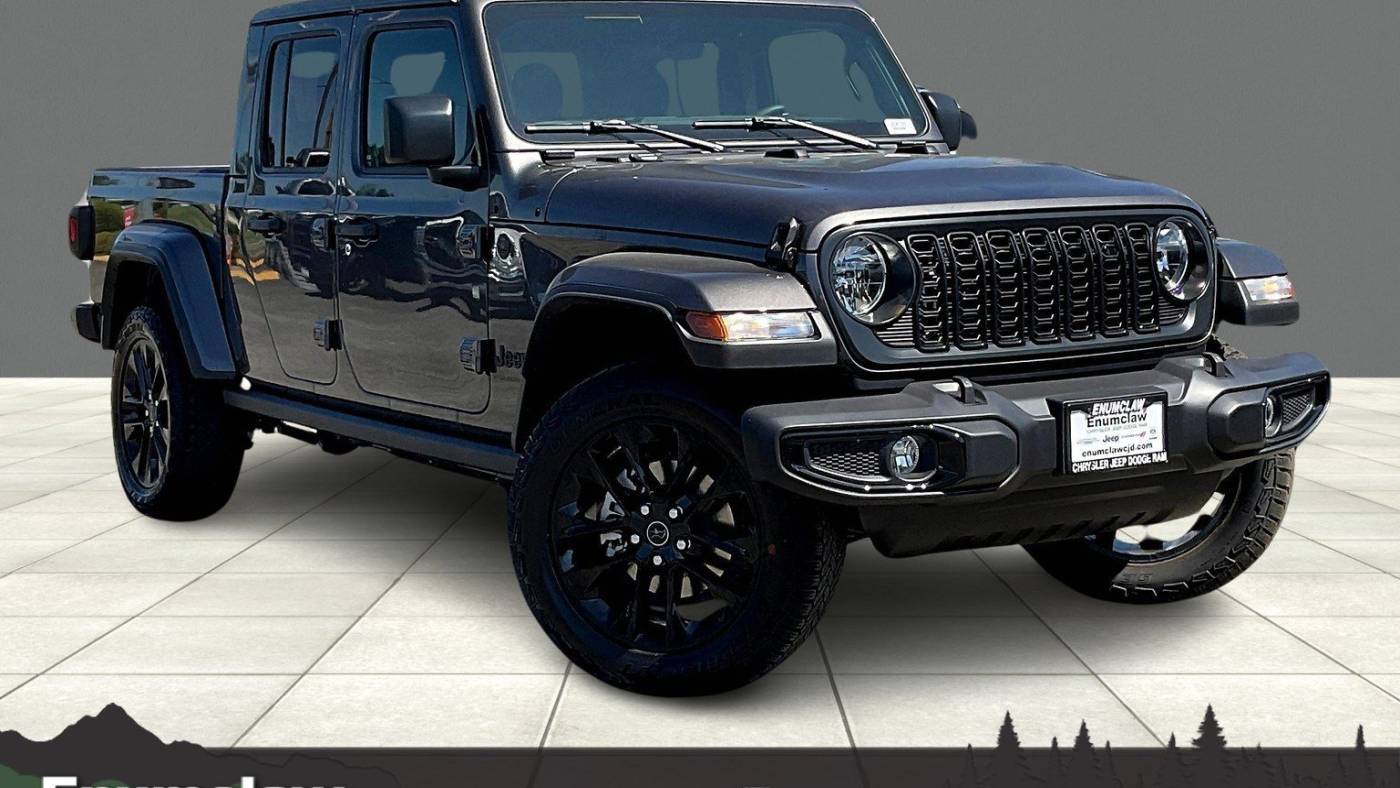 2024 Jeep Gladiator Jeep Beach — Pickup Truck — 3,259 mi — Enumclaw, WA
