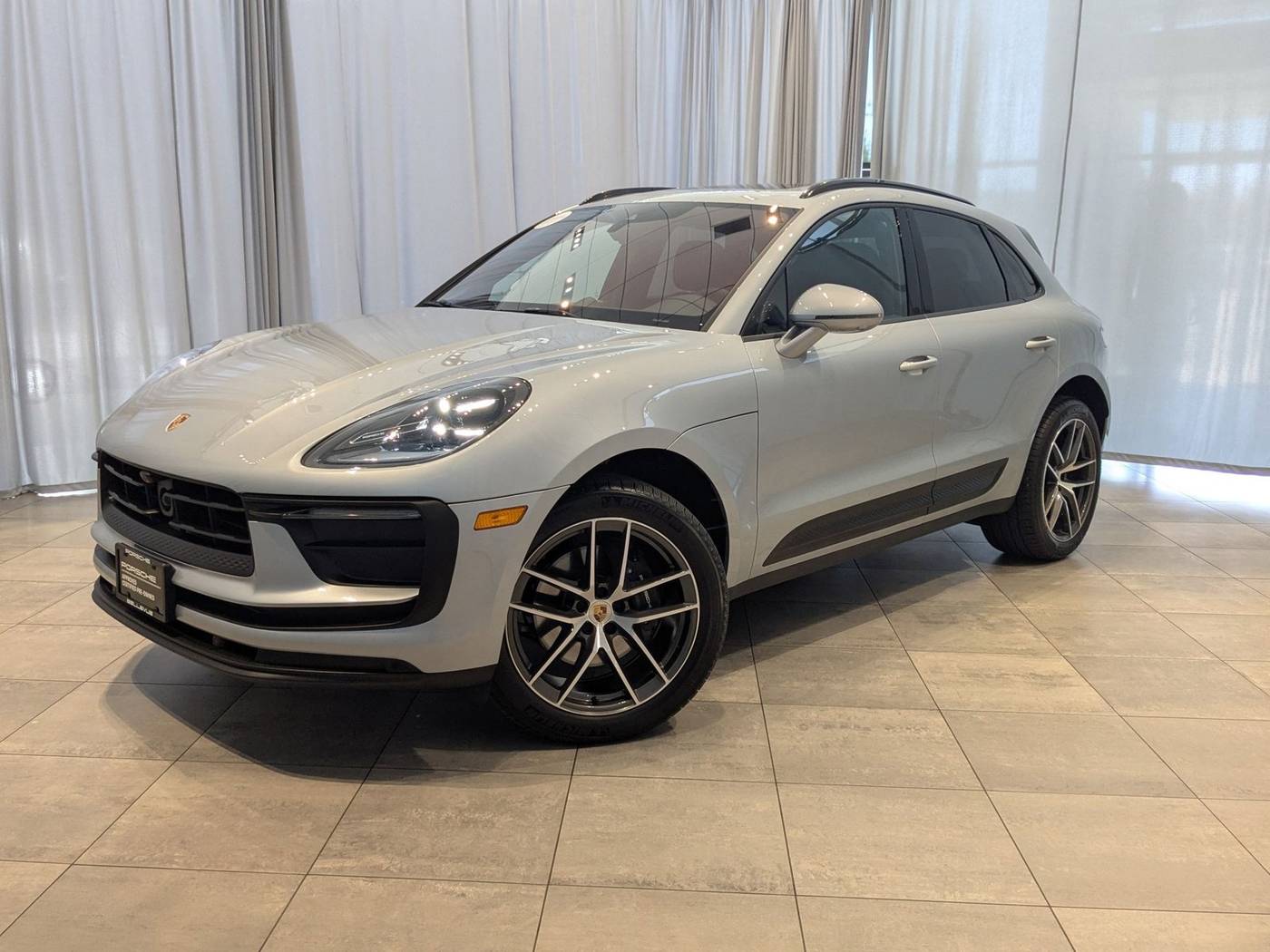 2024 Porsche Macan Standard — SUV — 5,599 mi — Bellevue, WA