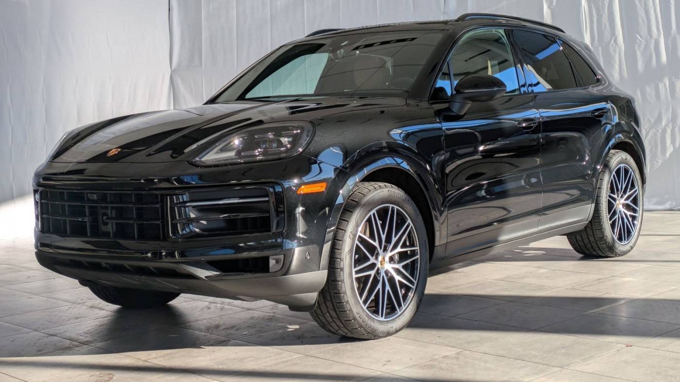 2024 Porsche Cayenne Standard — SUV — 3,877 mi — Bellevue, WA