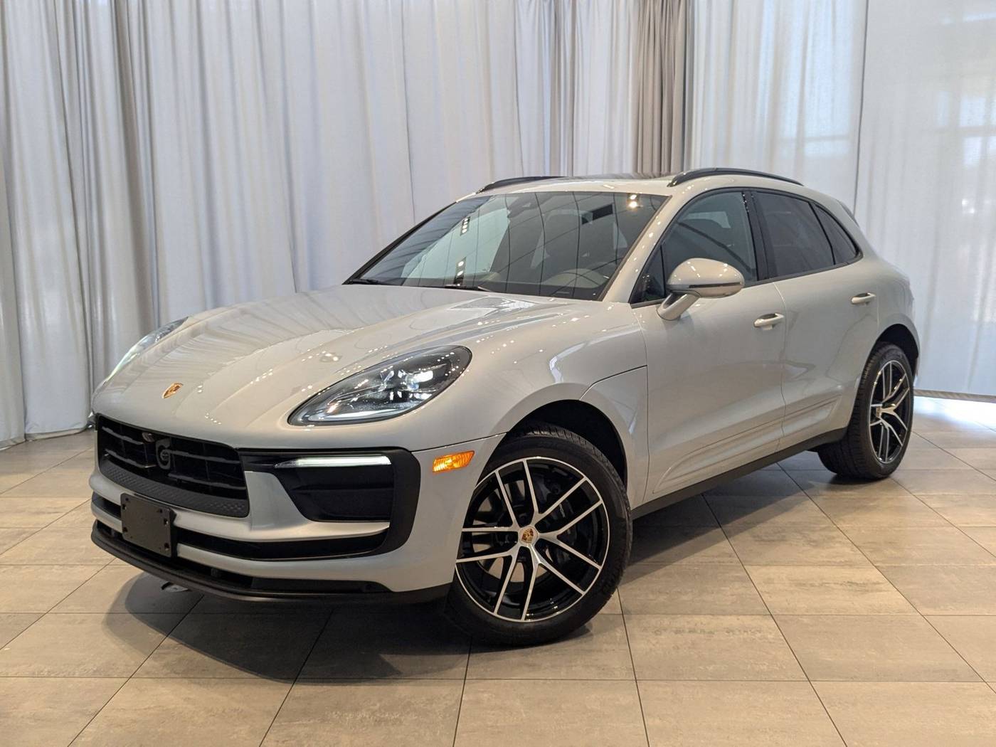 2024 Porsche Macan Standard — SUV — 4,735 mi — Bellevue, WA
