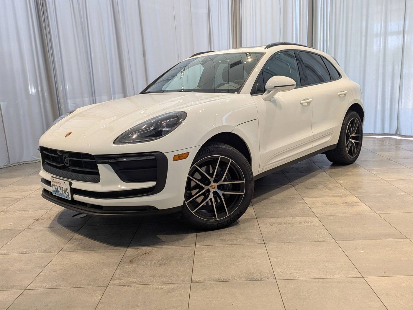 2024 Porsche Macan Standard — SUV — 5,100 mi — Bellevue, WA
