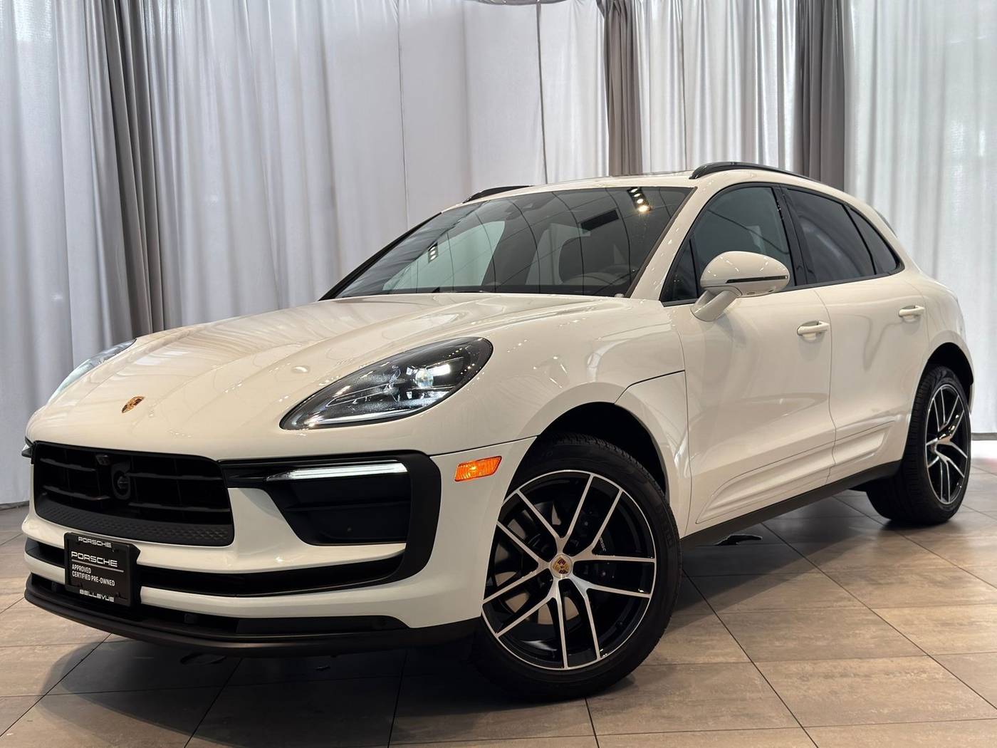 2024 Porsche Macan Standard — SUV — 3,854 mi — Bellevue, WA