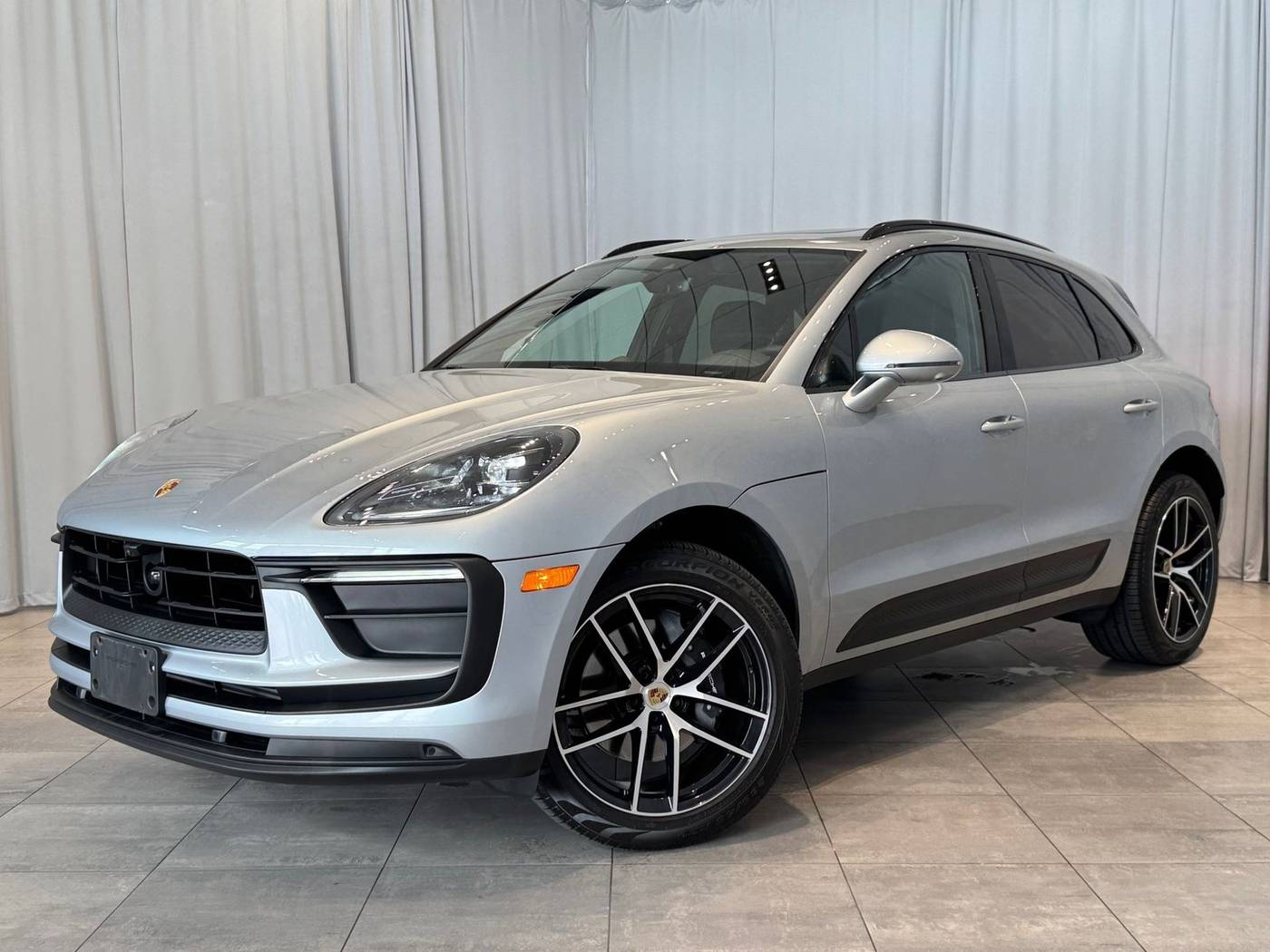 2024 Porsche Macan Standard — SUV — 4,719 mi — Bellevue, WA