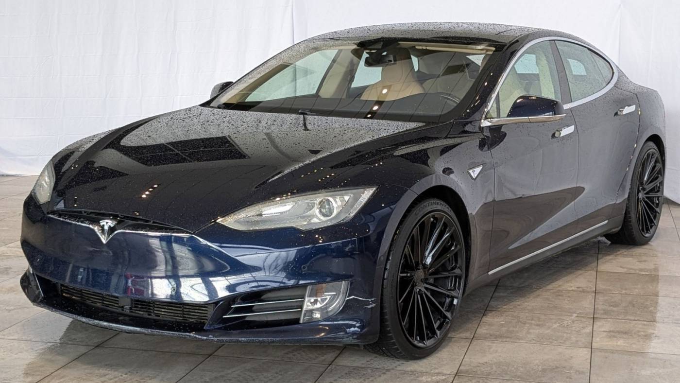 2014 Tesla Model S 85 — Hatchback — 122,309 mi — Bellevue, WA