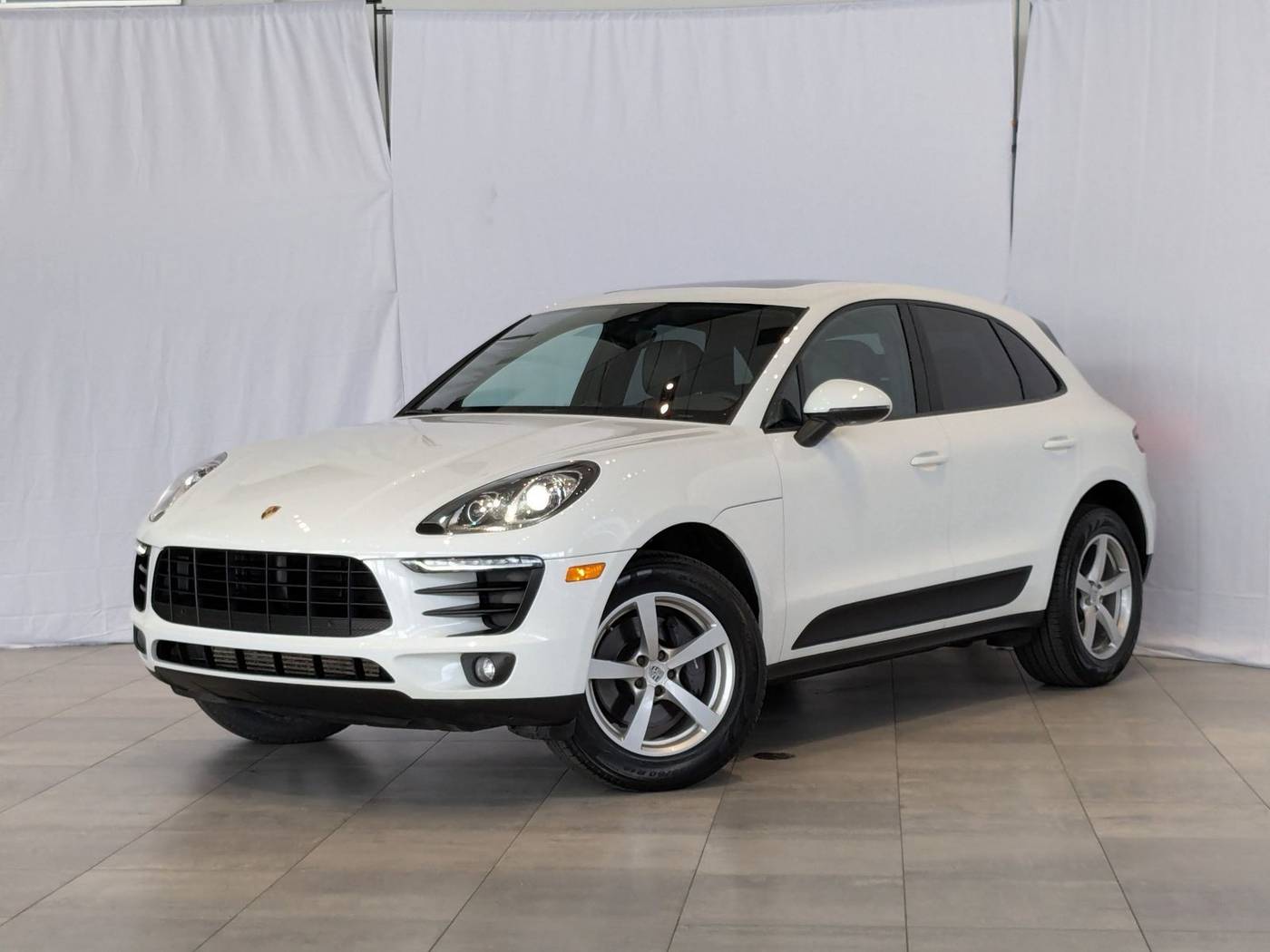 2018 Porsche Macan Standard — SUV — 74,248 mi — Bellevue, WA