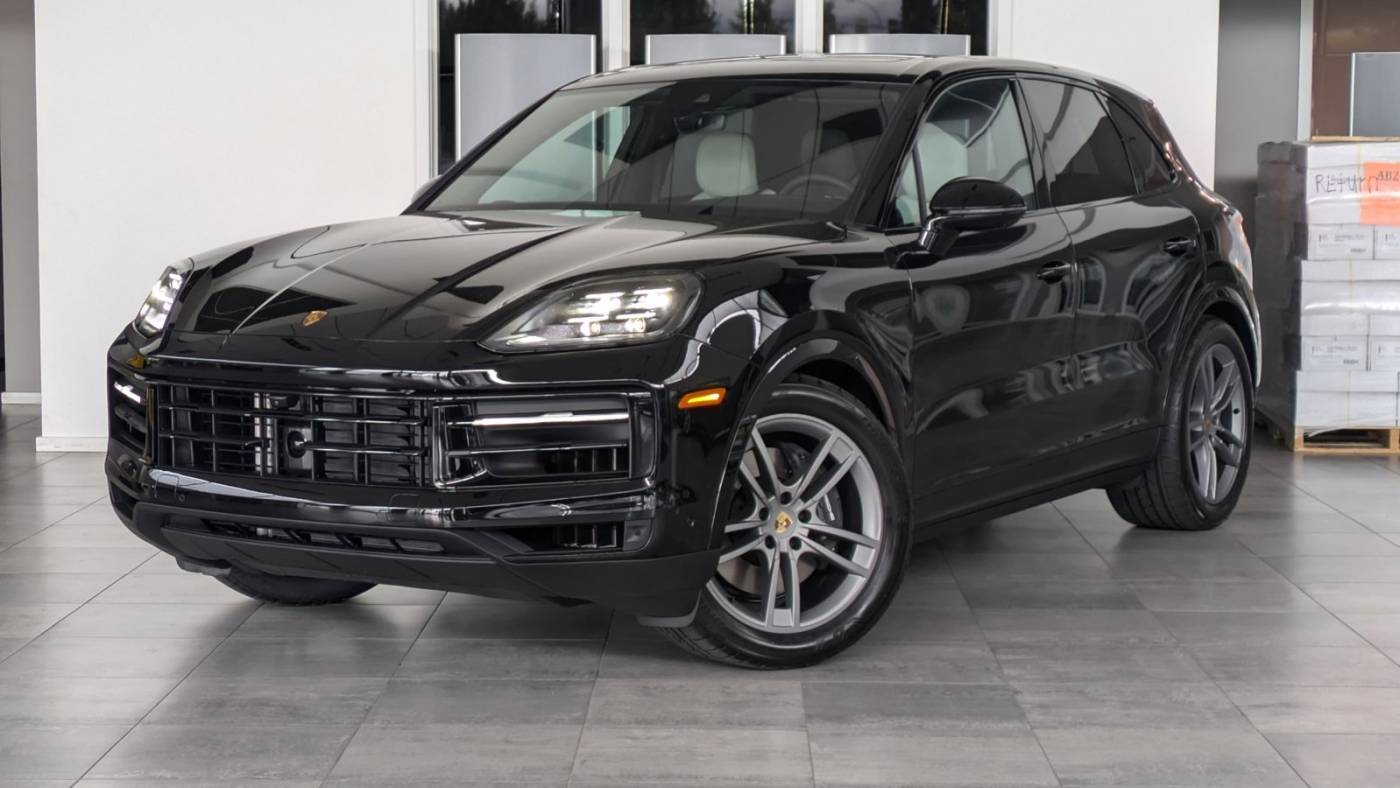 2024 Porsche Cayenne Standard — SUV — 3,817 mi — Bellevue, WA