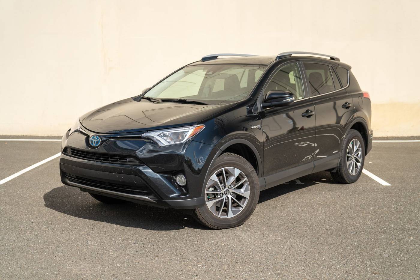 2018 Toyota RAV4 Hybrid XLE — SUV — 149,716 mi — Bellevue, WA
