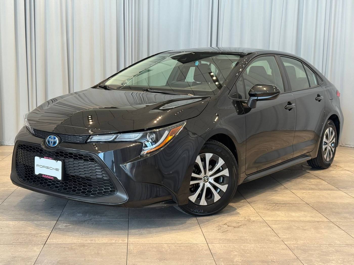 2022 Toyota Corolla Hybrid LE — Sedan — 20,665 mi — Bellevue, WA