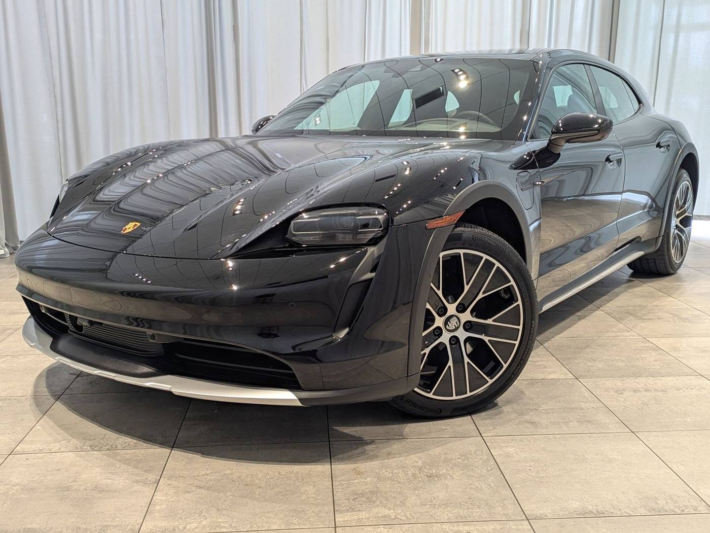 2022 Porsche Taycan 4 — Wagon — 16,928 mi — Bellevue, WA