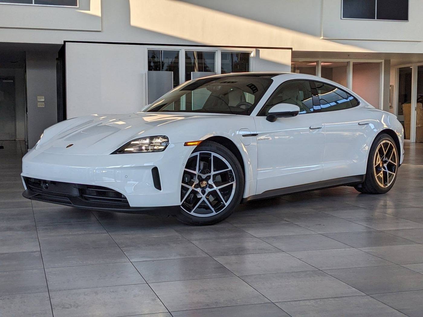 2025 Porsche Taycan Standard — Sedan — 2,944 mi — Bellevue, WA