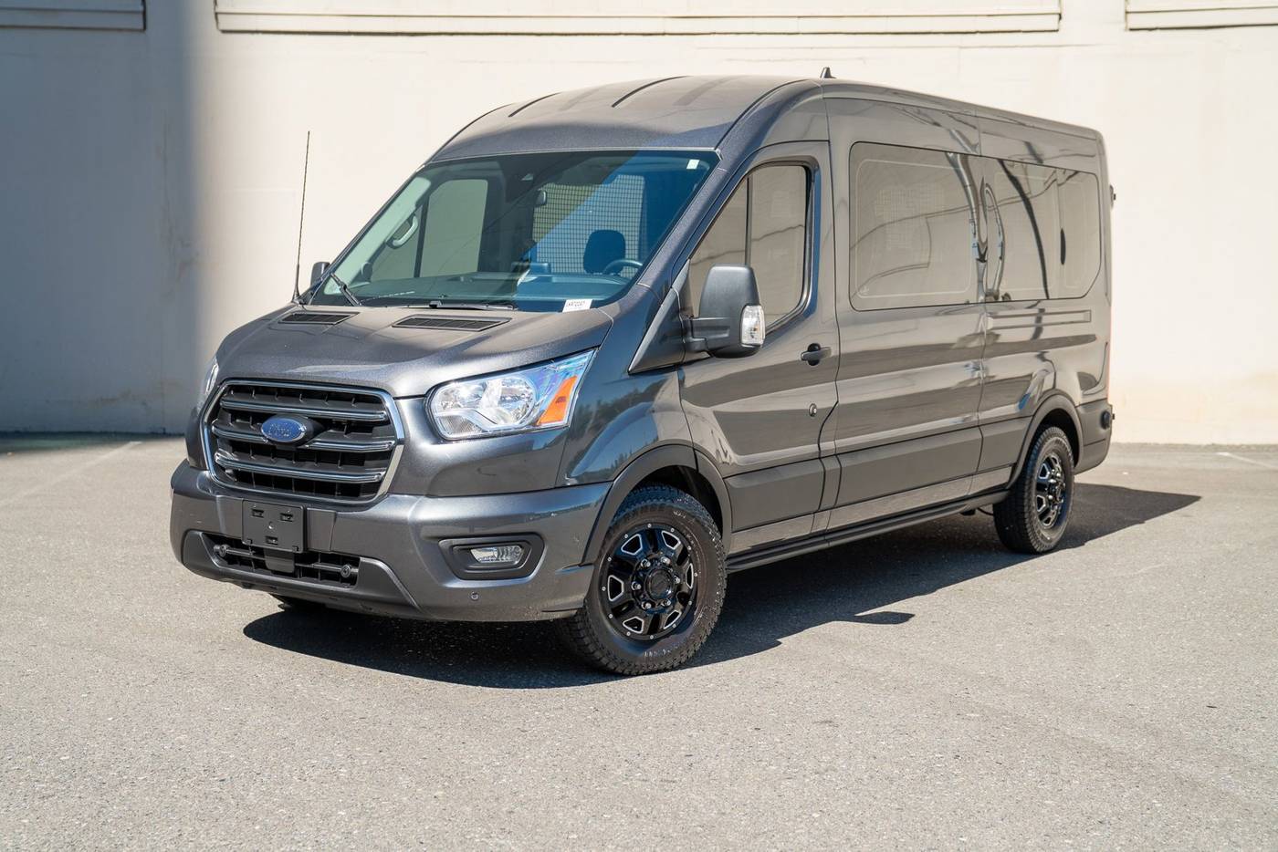 2020 Ford Transit Passenger Wagon T-350 XLT — Passenger Van — 23,393 mi — Bellevue, WA