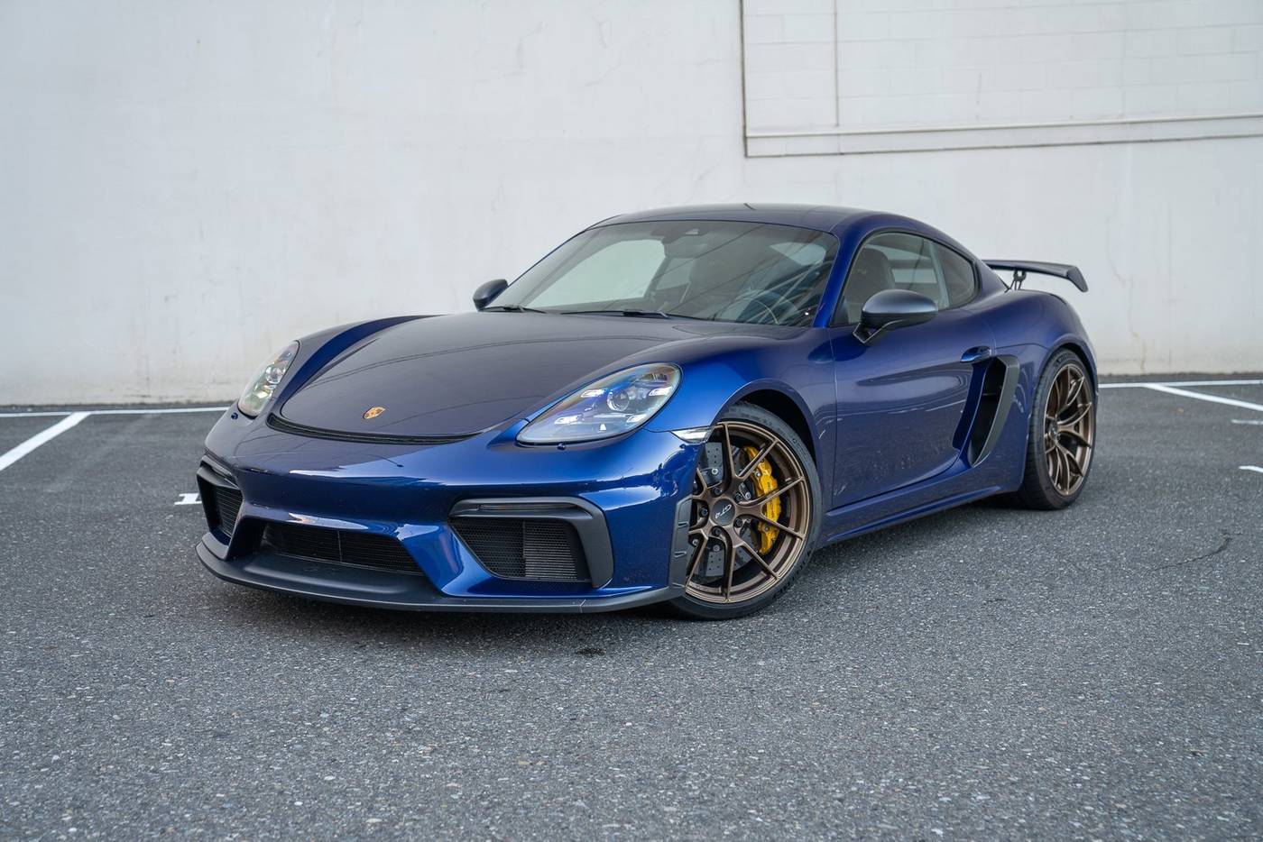 2022 Porsche 718 Cayman GT4 — Coupe — 5,883 mi — Bellevue, WA