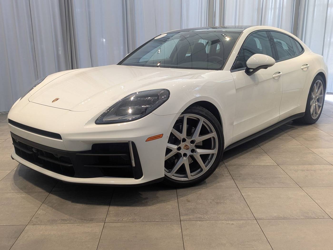 2024 Porsche Panamera 4 — Hatchback — 6,662 mi — Bellevue, WA