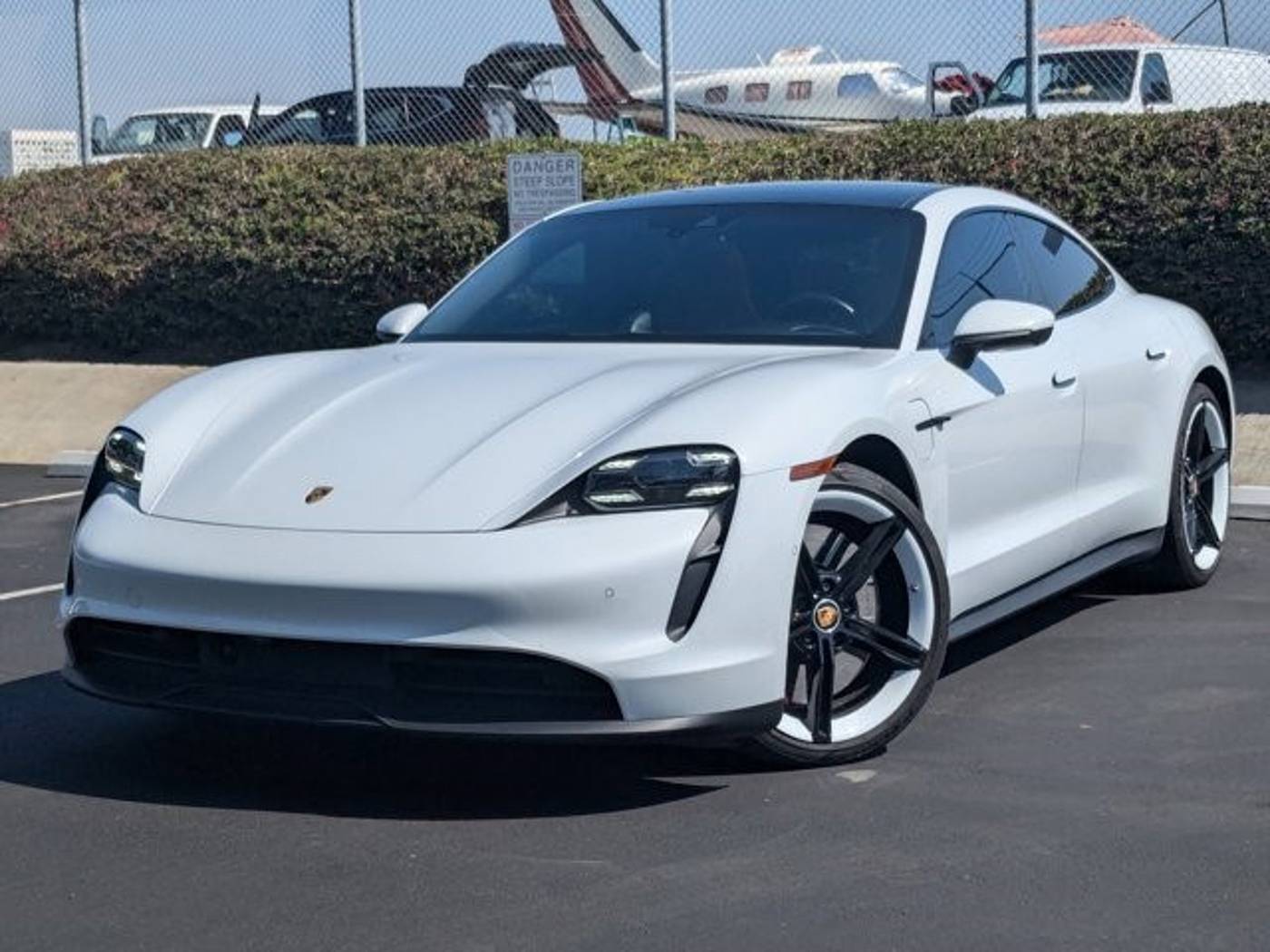 2020 Porsche Taycan 4S — Sedan — 39,234 mi — Bellevue, WA