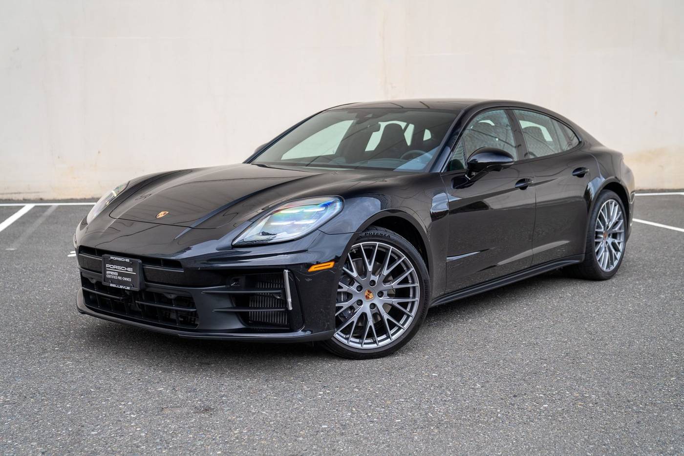 2025 Porsche Panamera 4 — Hatchback — 5,034 mi — Bellevue, WA