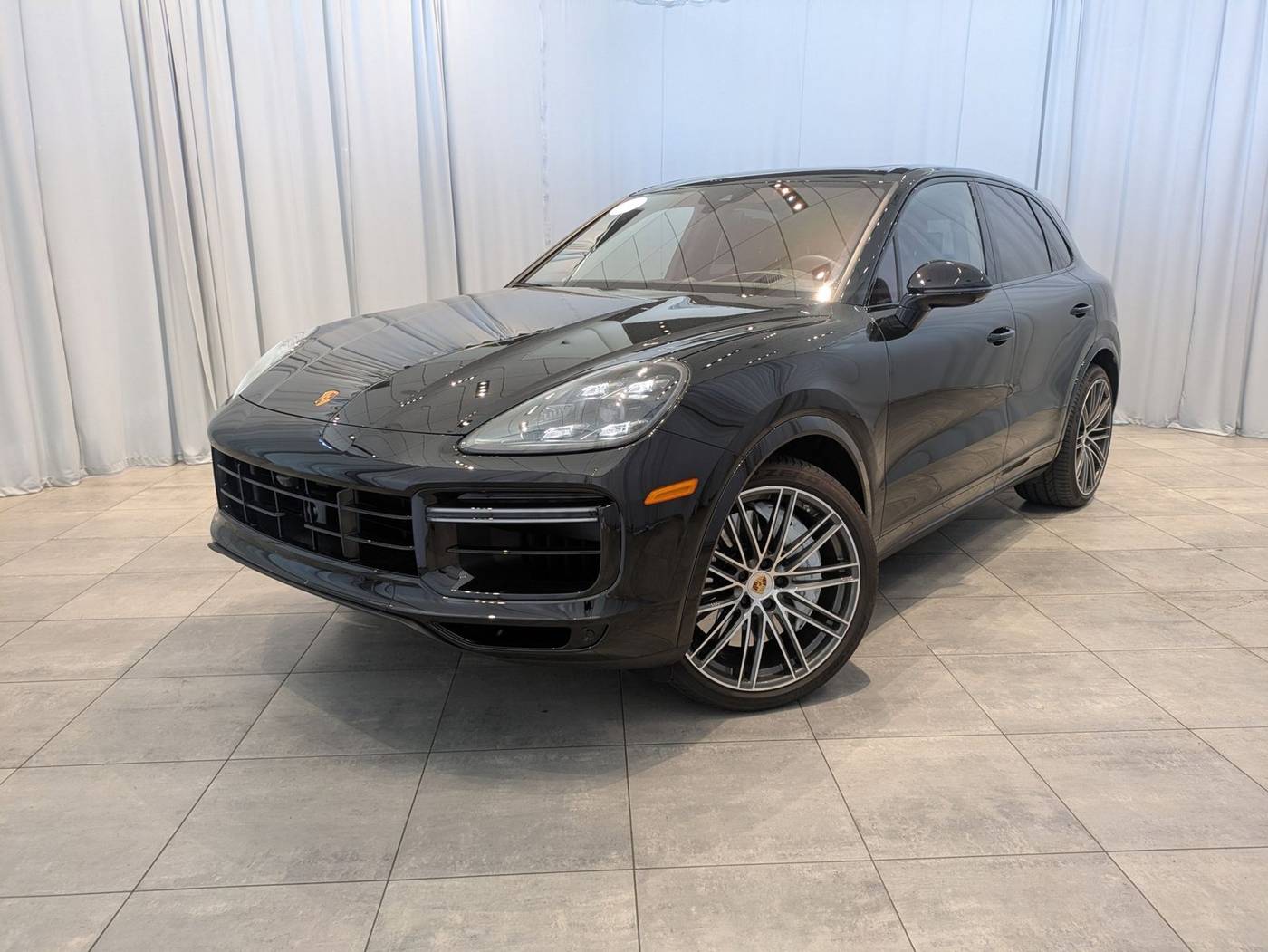 2023 Porsche Cayenne Turbo — SUV — 8,953 mi — Bellevue, WA