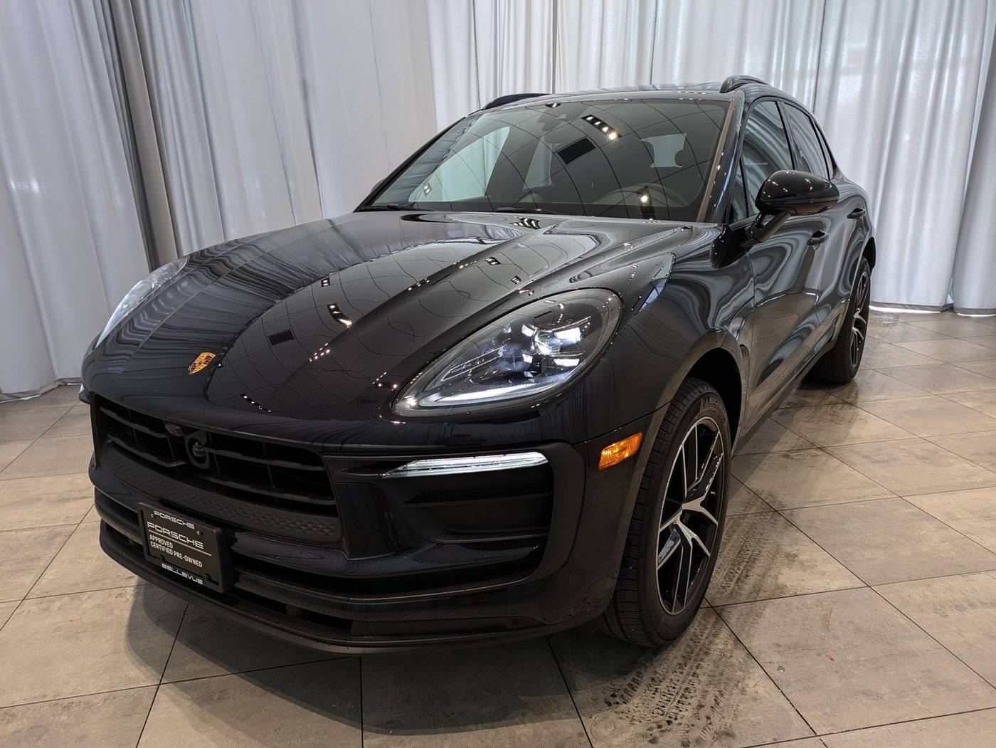 2025 Porsche Macan Standard — SUV — 4,676 mi — Bellevue, WA