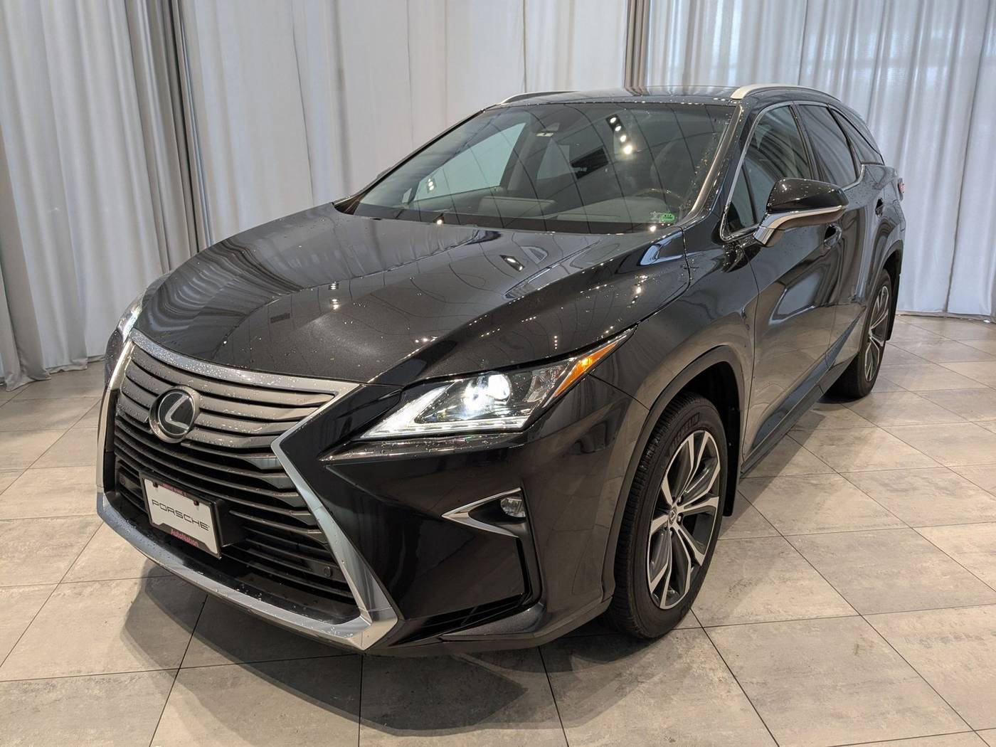 2018 Lexus RX RX 350L Premium — SUV — 34,083 mi — Bellevue, WA