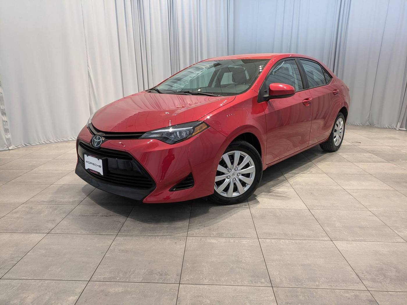 2019 Toyota Corolla LE — Sedan — 25,039 mi — Bellevue, WA