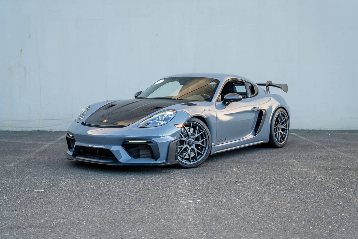 2025 Porsche 718 Cayman GT4 RS — Coupe — 369 mi — Bellevue, WA