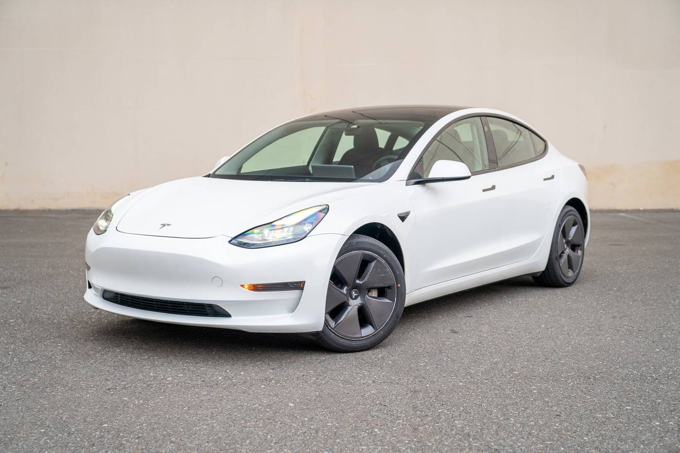2023 Tesla Model 3 Model 3 — Sedan — 19,307 mi — Bellevue, WA