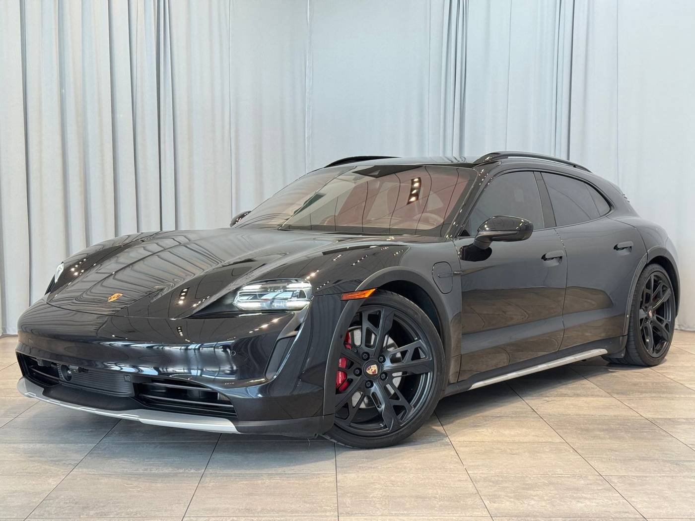 2022 Porsche Taycan 4S — Wagon — 36,309 mi — Bellevue, WA