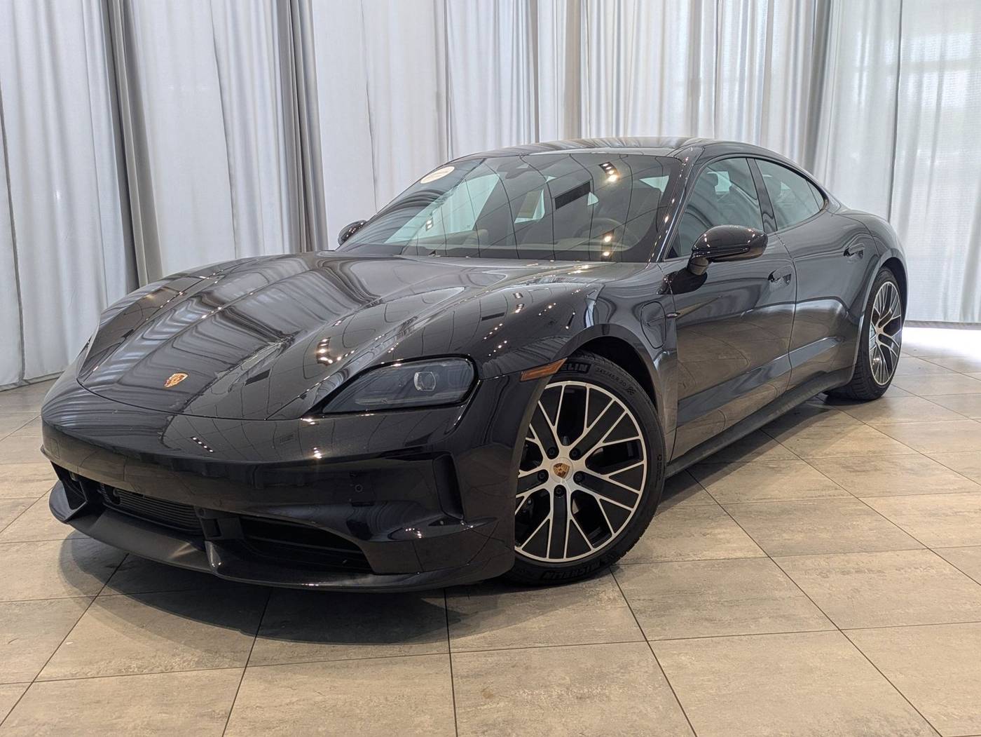 2025 Porsche Taycan Standard — Sedan — 5,032 mi — Bellevue, WA