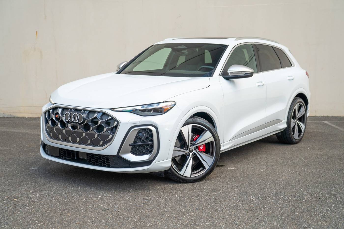 2025 Audi SQ5 Premium Plus — SUV — 3,354 mi — Bellevue, WA