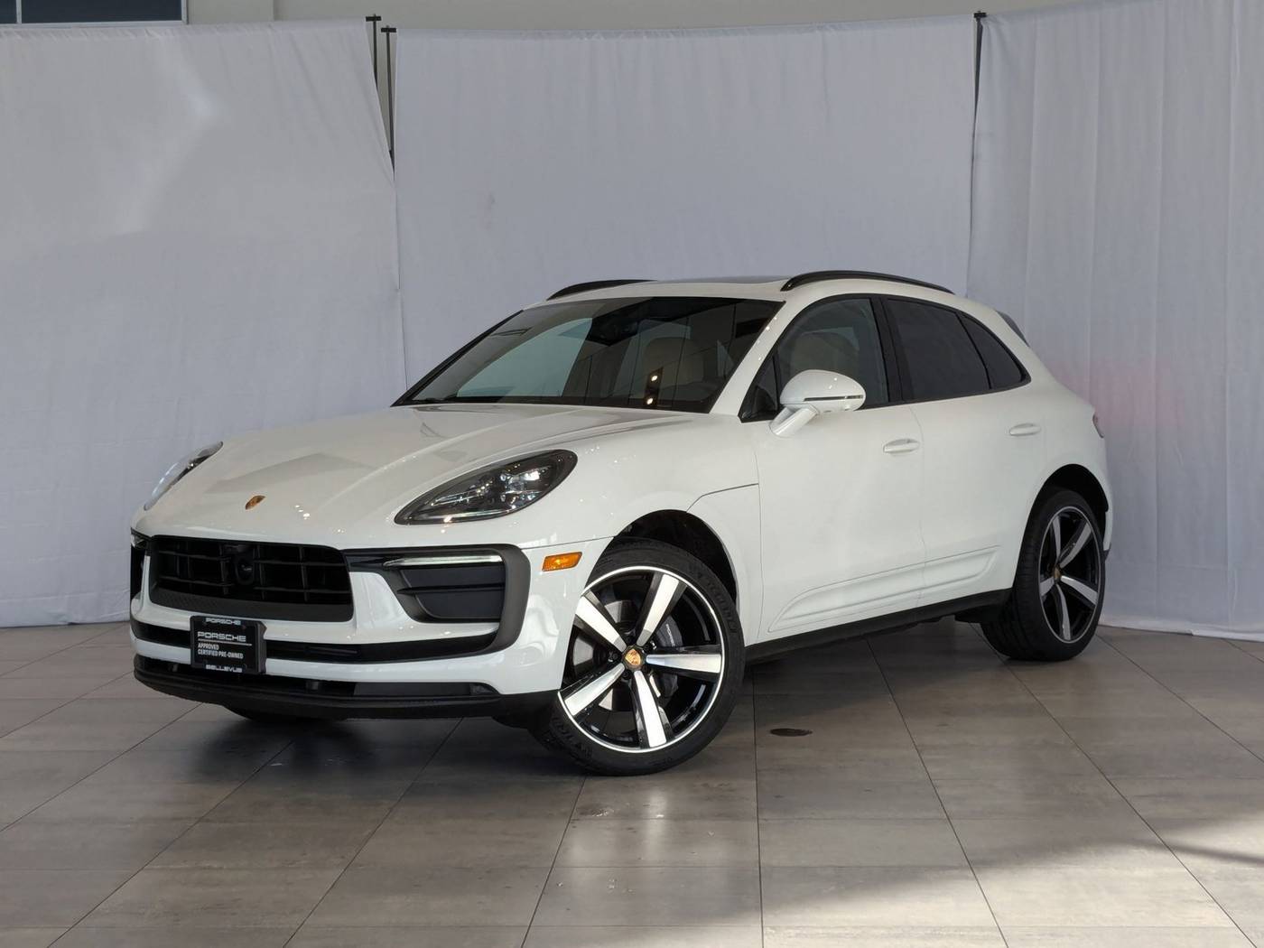 2024 Porsche Macan Standard — SUV — 5,611 mi — Bellevue, WA