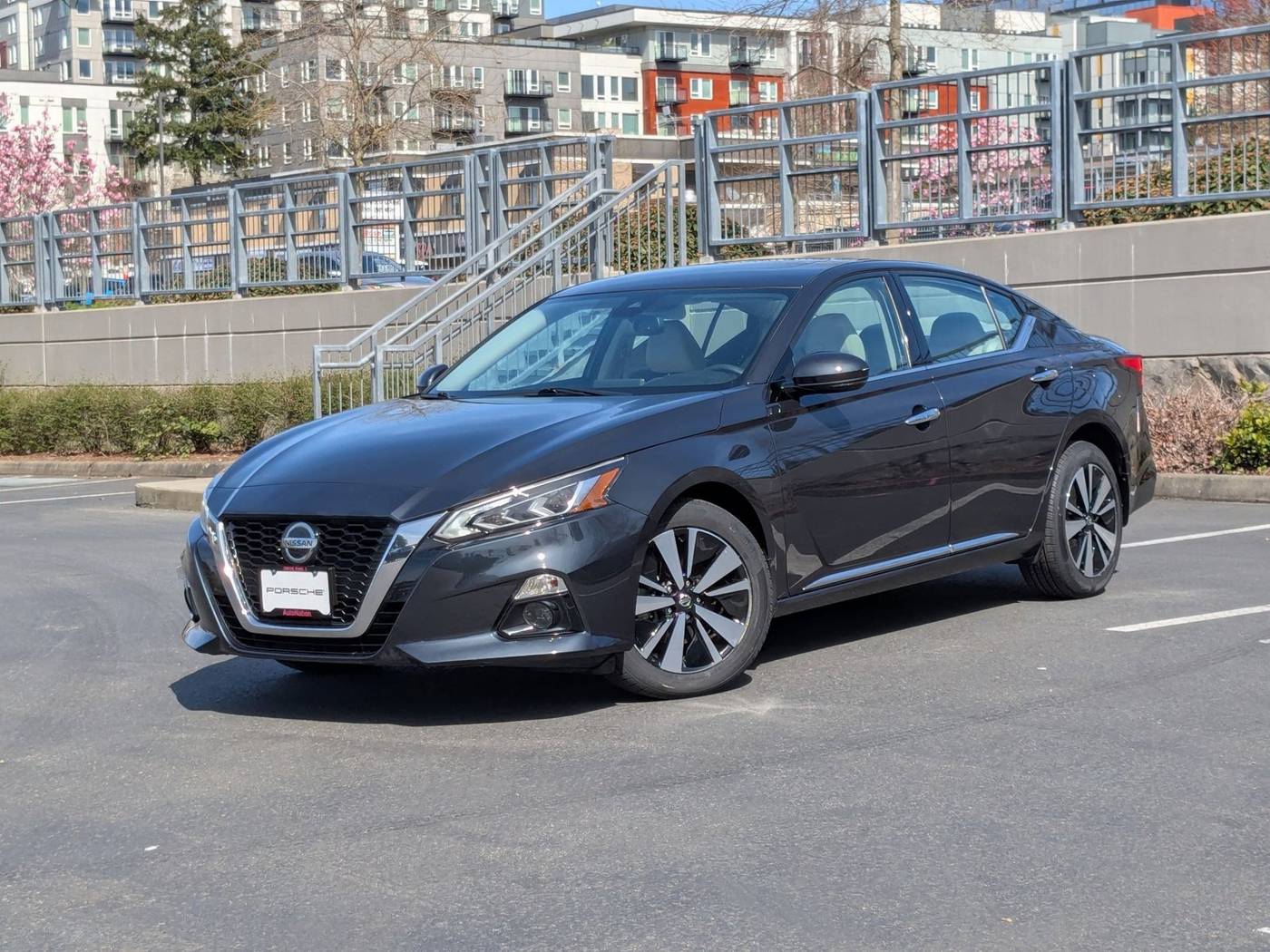 2019 Nissan Altima SV — Sedan — 35,220 mi — Bellevue, WA