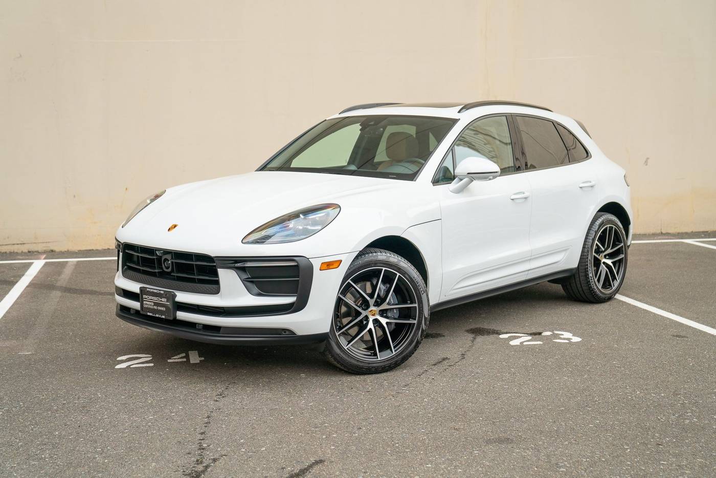 2025 Porsche Macan Standard — SUV — 7,345 mi — Bellevue, WA