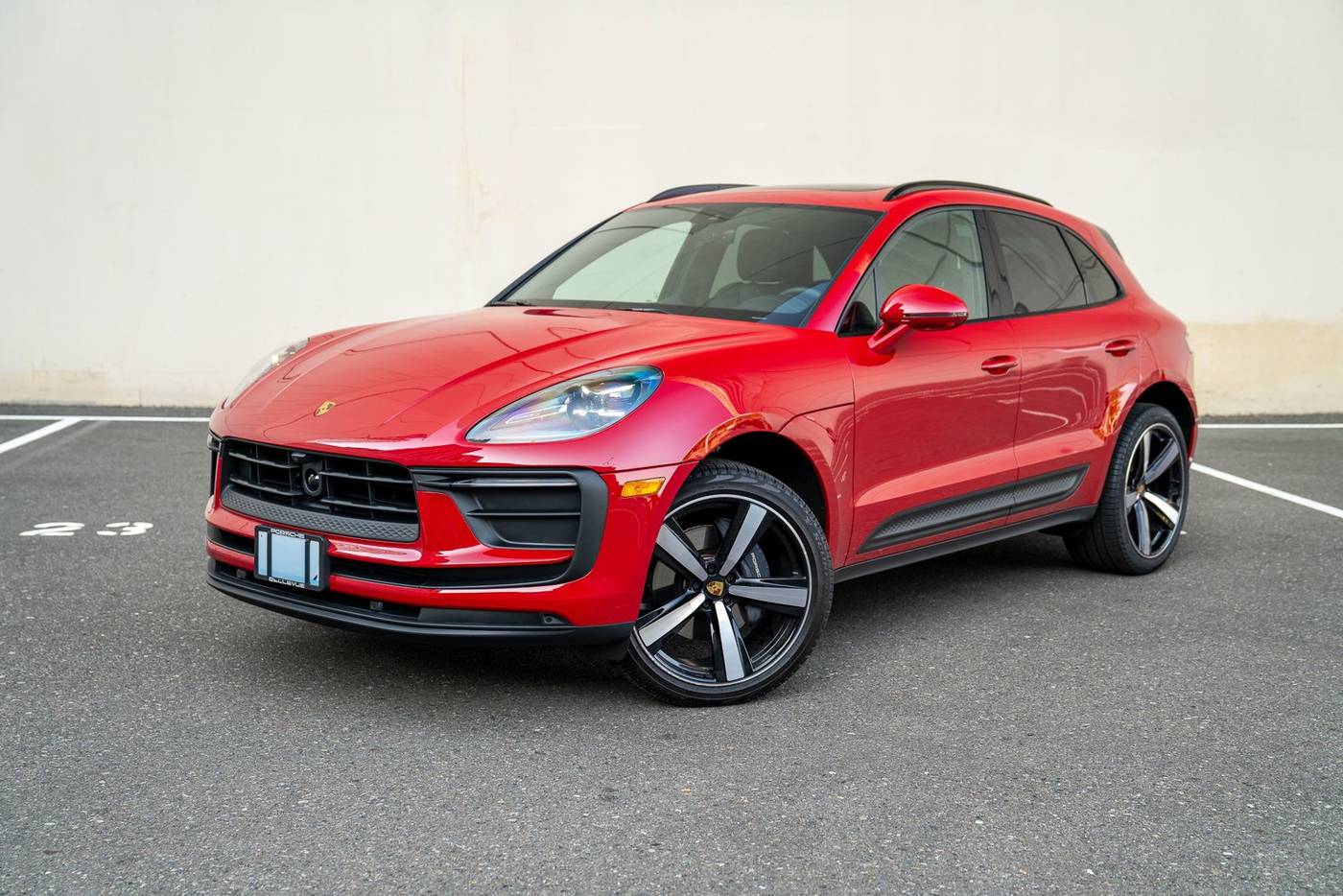 2025 Porsche Macan Macan — SUV — 4,417 mi — Bellevue, WA