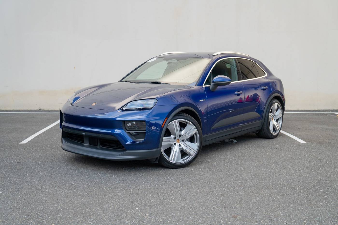 2024 Porsche Macan Electric 4 — SUV — 3,410 mi — Bellevue, WA