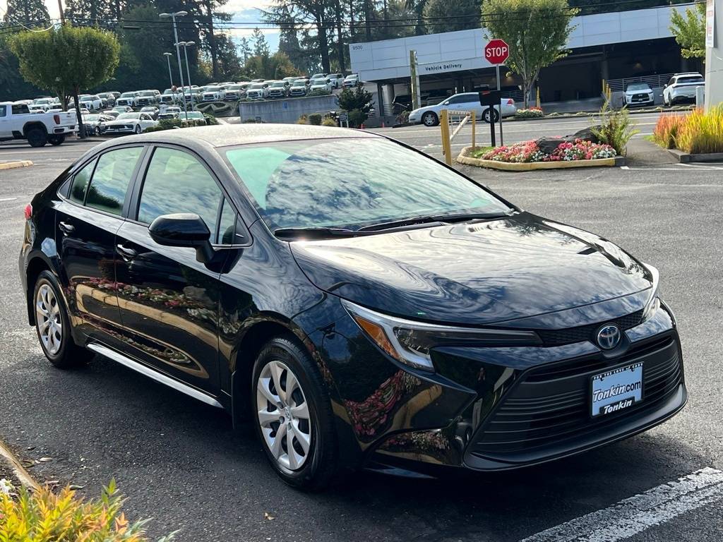 2024 Toyota Corolla Hybrid LE — Sedan — 14,359 mi — Portland, OR