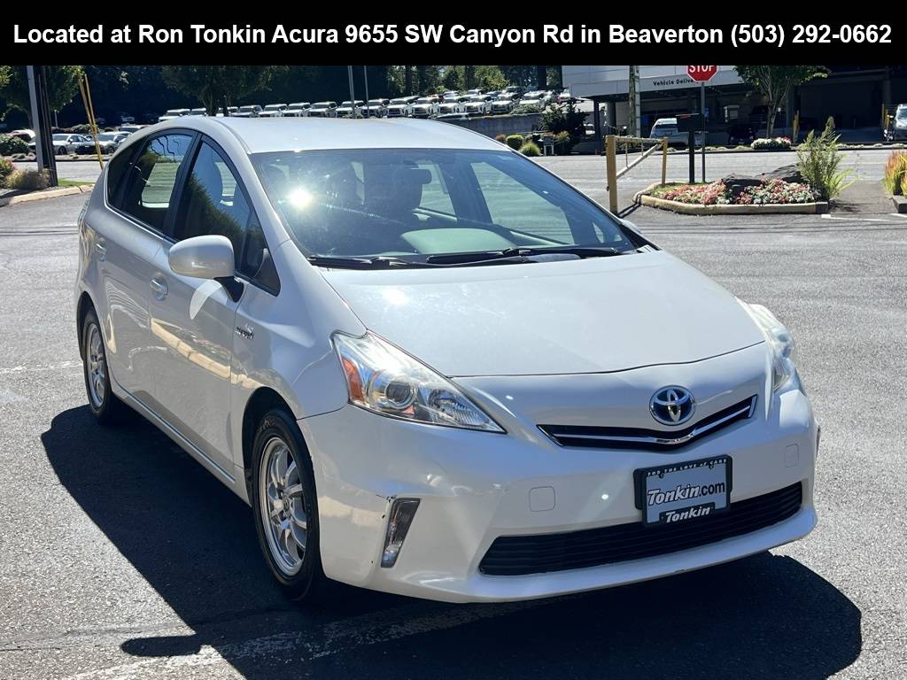 2013 Toyota Prius v Three — Wagon — 107,977 mi — Portland, OR