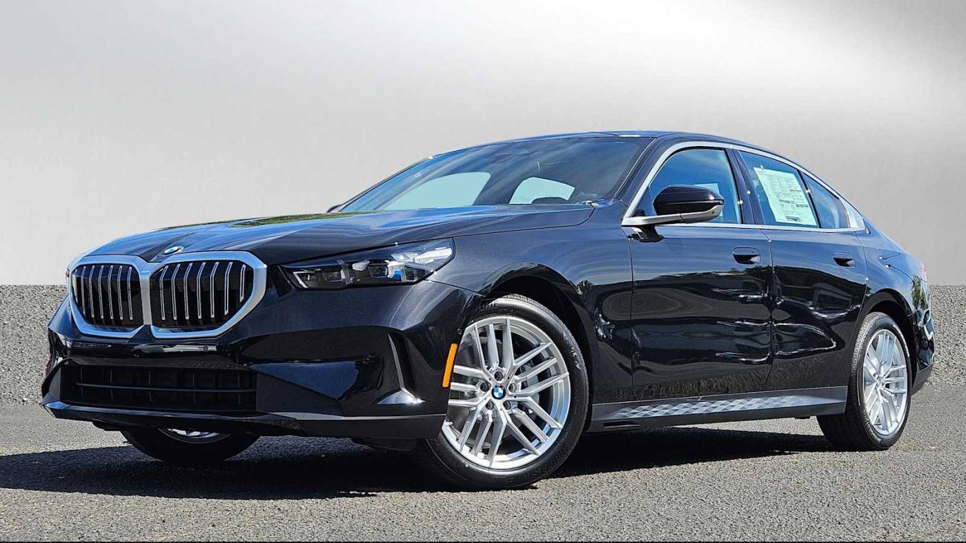 2024 BMW 5 Series 530i — Sedan — 215 mi — Eugene, OR
