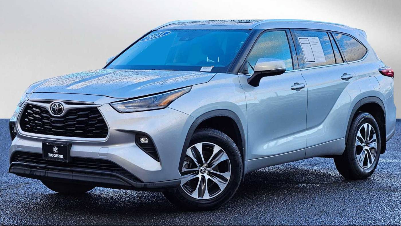 2021 Toyota Highlander XLE — SUV — 58,881 mi — Eugene, OR