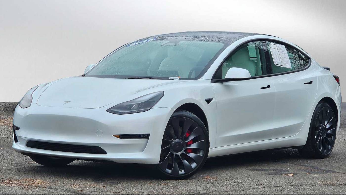 2023 Tesla Model 3 Performance — Sedan — 20,259 mi — Eugene, OR